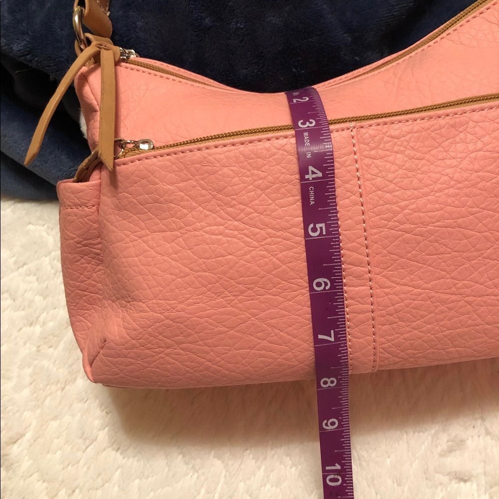 NWOT CL Purse - Picture 9 of 13